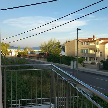 Charming Apartments Duce Omiš Buitenkant foto